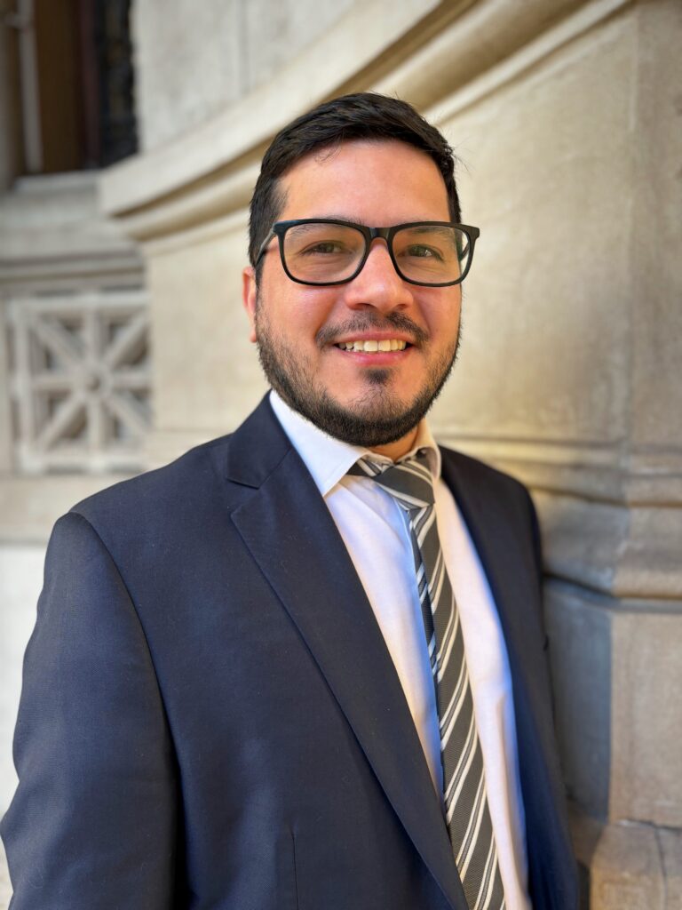 2E73E51D-C762-4D2F-9CF5-AC4E71C863E1